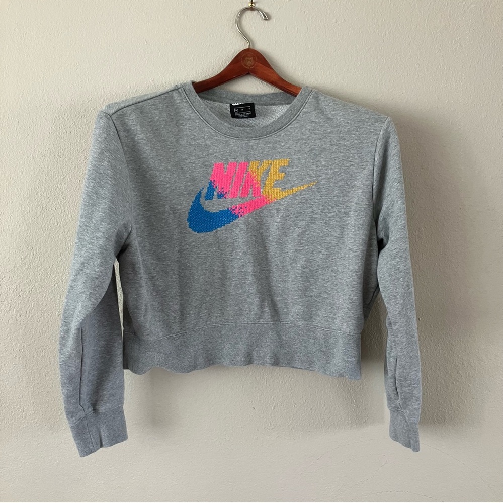 Nike Cropped Cross Stitched Sweatshirt Size M